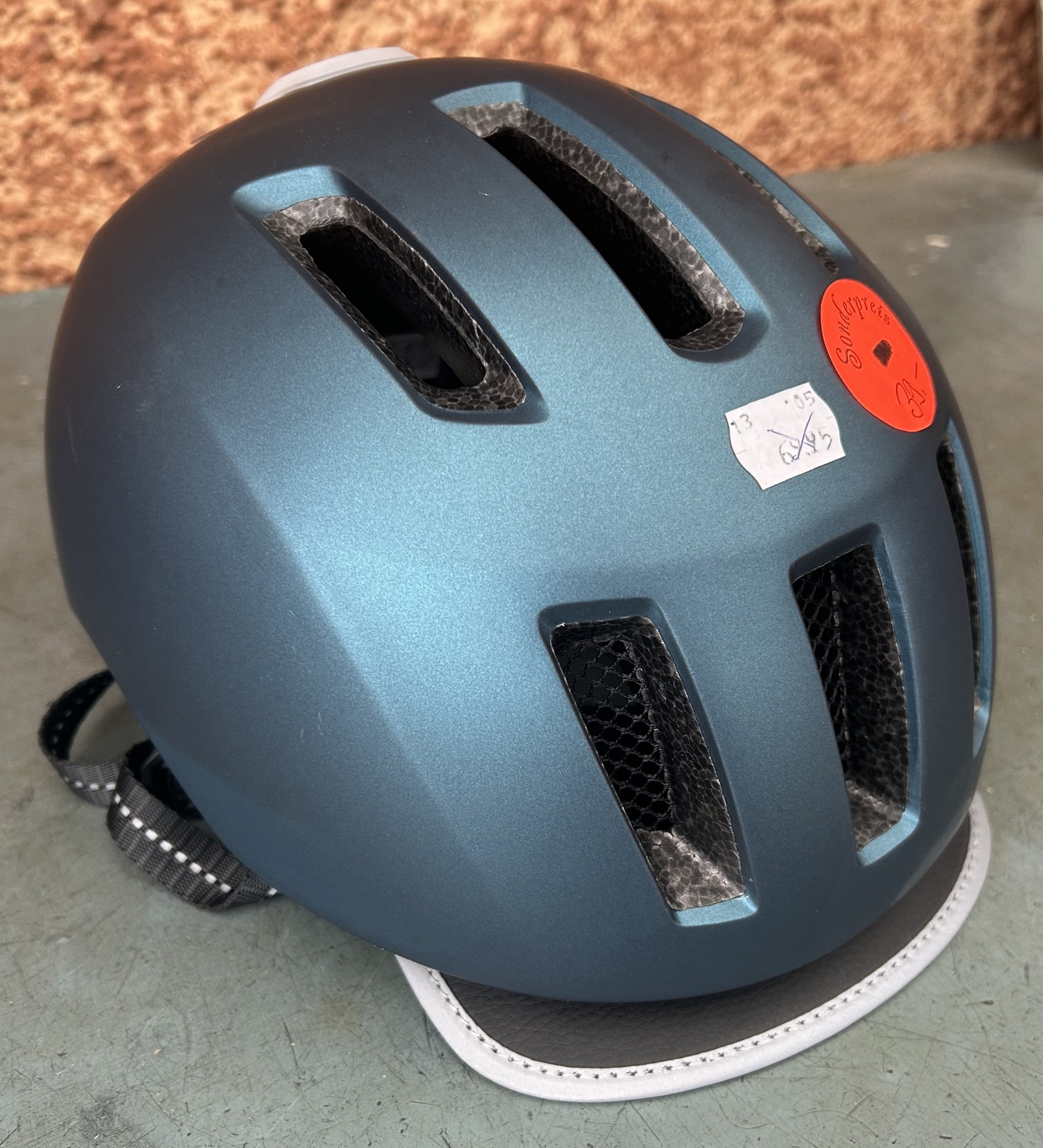 Größe 58-61 cm   statt 69,95  nur  39,-- €